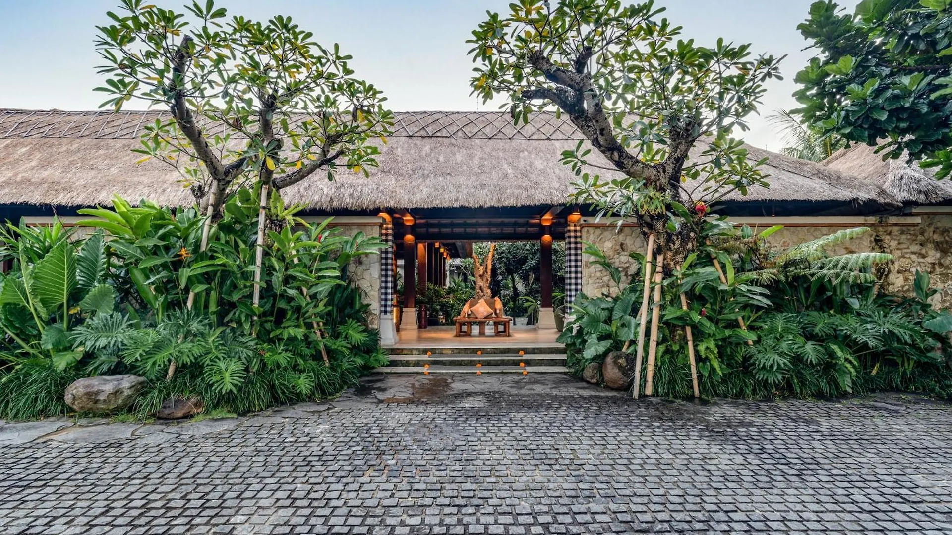 Radha Phala Resort & Spa Ubud  4*, Ubud (Bali)